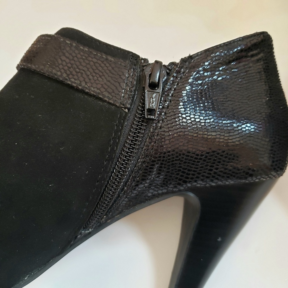 Alfani Shirlee Suede Ankle Boots Black Size 9.5M - Picture 4 of 8